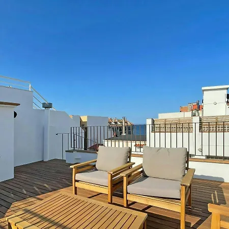 Luxury 8p Town House In Center Lescala 50m *