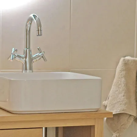 Luxury 8p Town House In Center Lescala 50m
